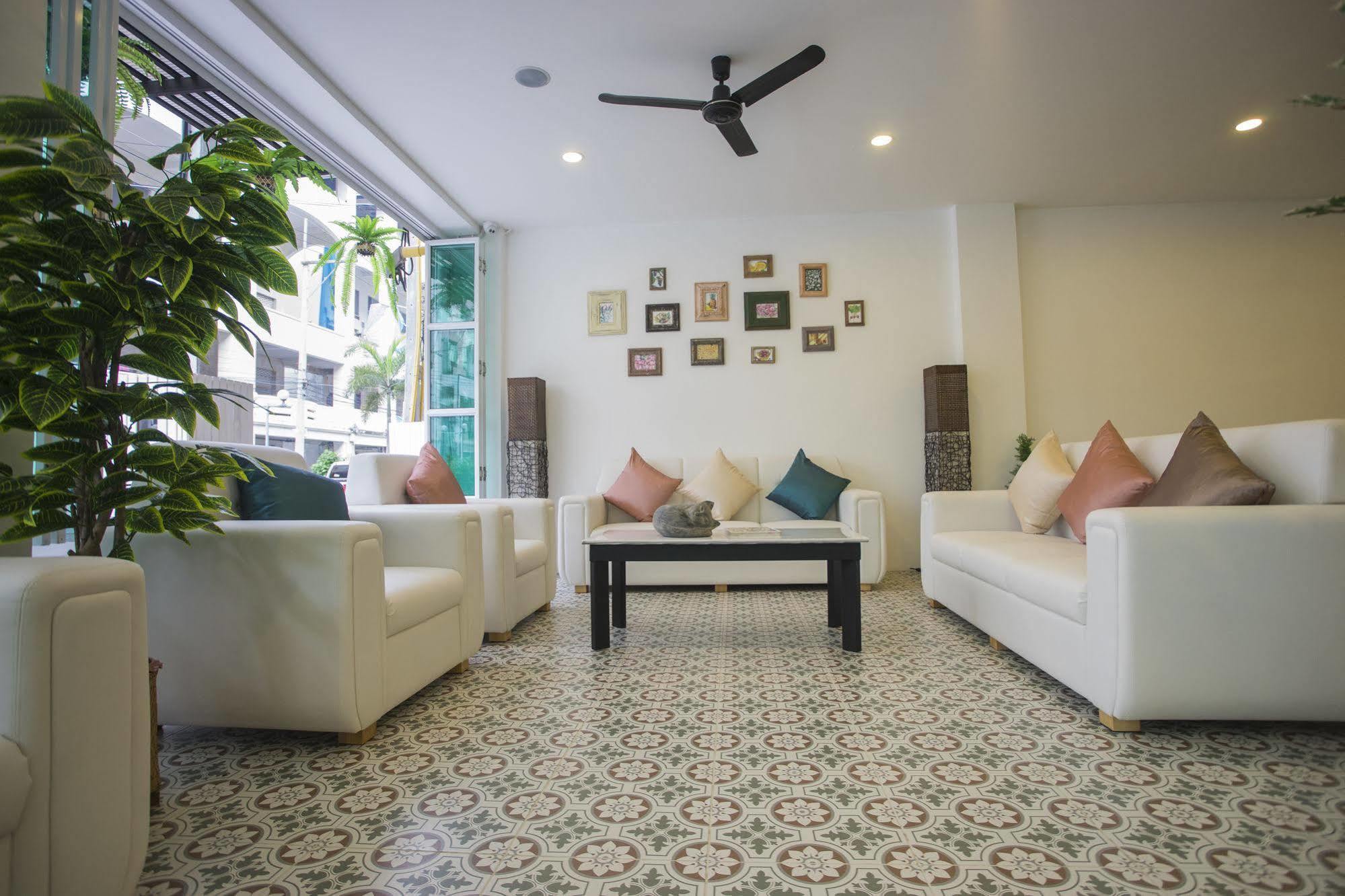Hotel Maleewan Jomtien 2*