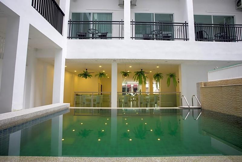 Hotel Maleewan Jomtien 2*